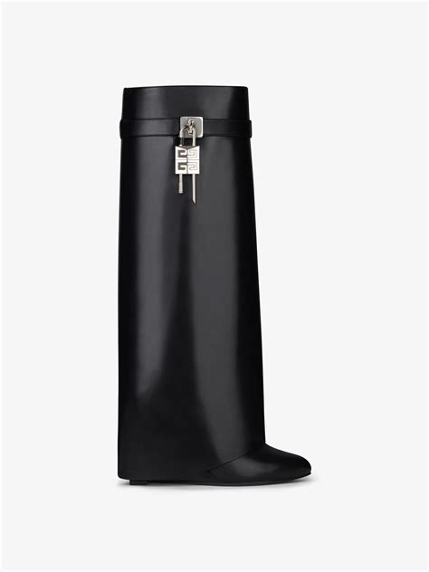 Shark en cuir Givenchy Noir taille 41.5 EU en Cuir 